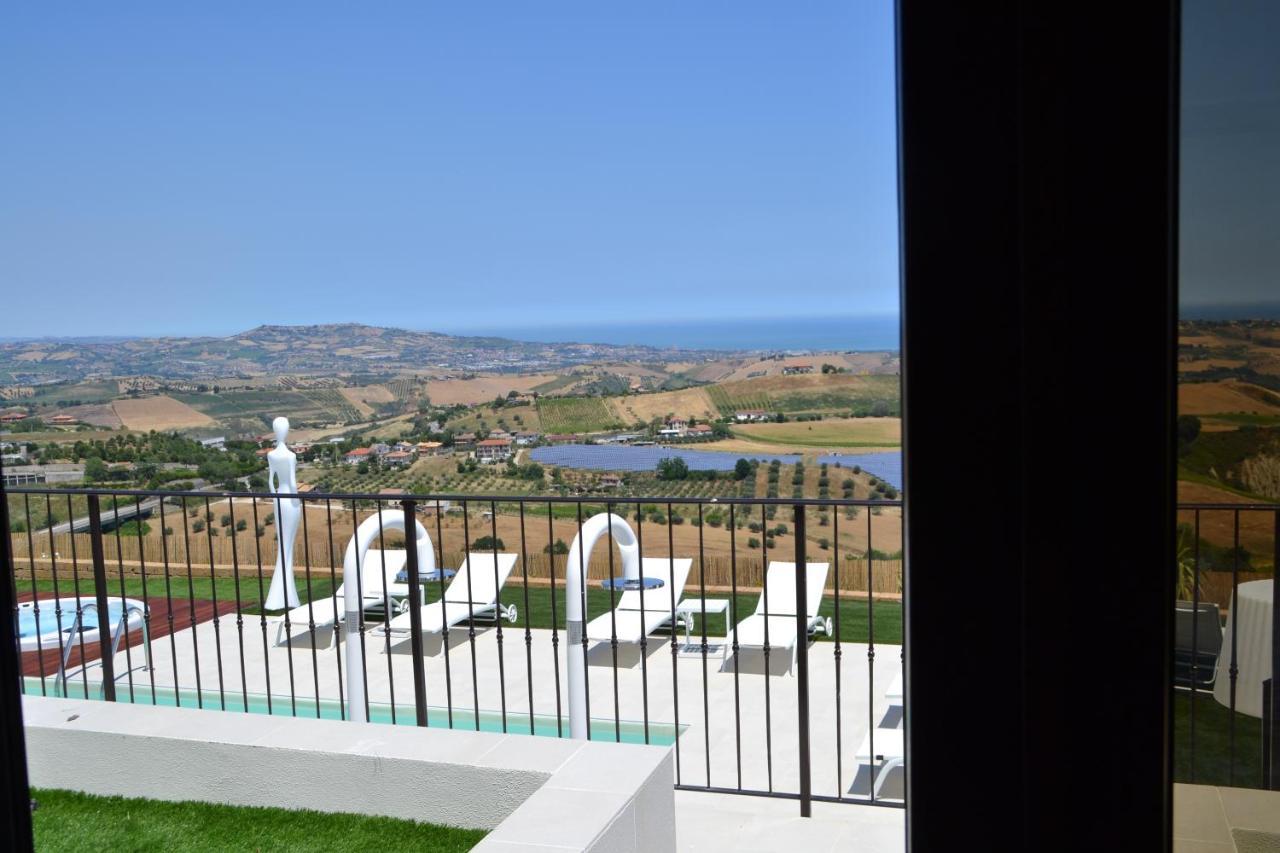 B&B & Spa Novantadieci Club (Adults Only) Atri Luaran gambar