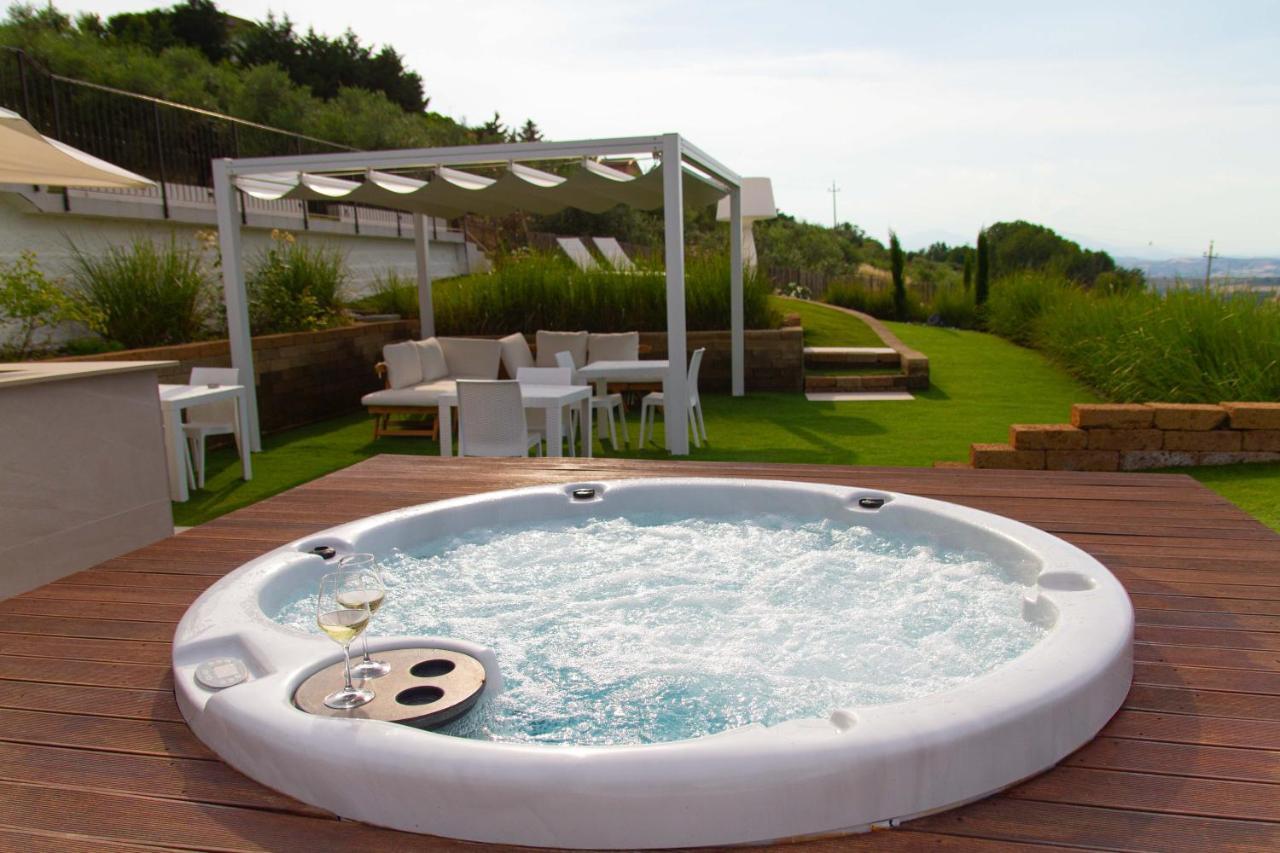 B&B & Spa Novantadieci Club (Adults Only) Atri Luaran gambar