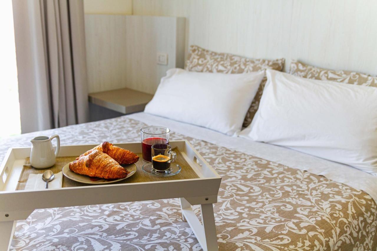 B&B & Spa Novantadieci Club (Adults Only) Atri Luaran gambar