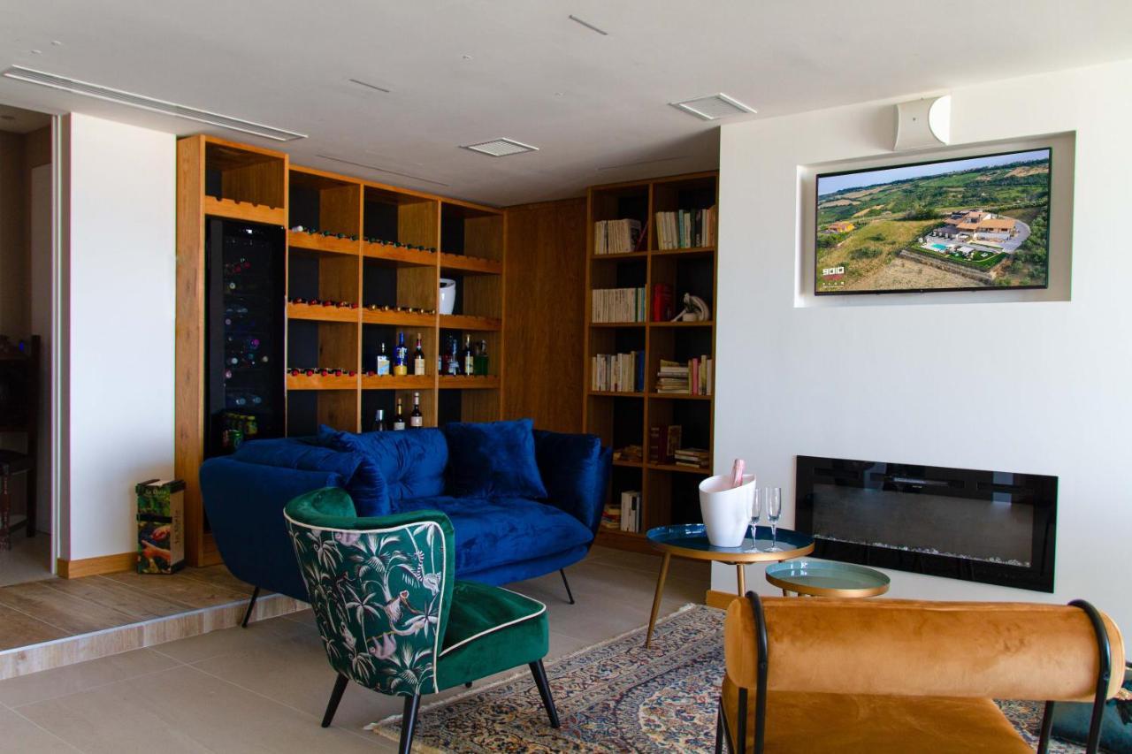 B&B & Spa Novantadieci Club (Adults Only) Atri Luaran gambar